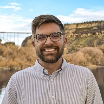 Dr. Jonathan R. Muretisch
